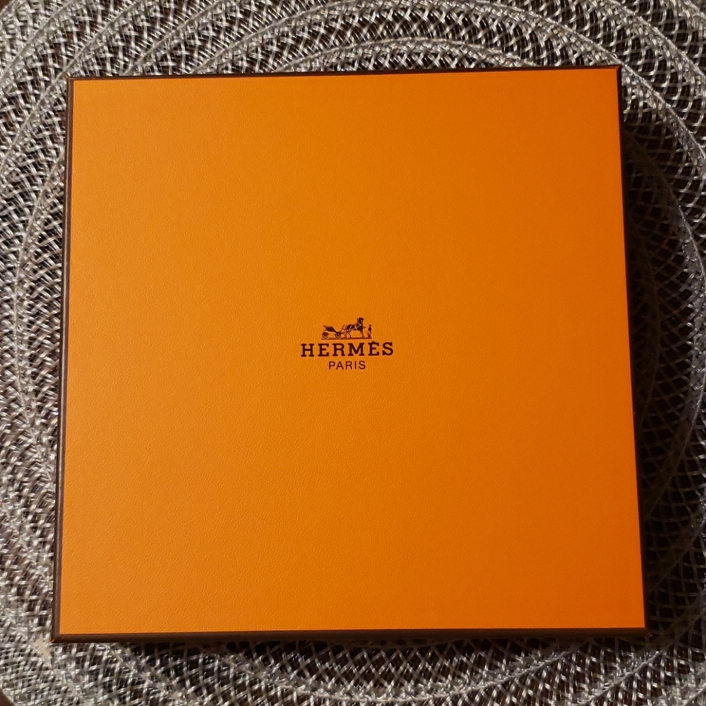 Hermes Box